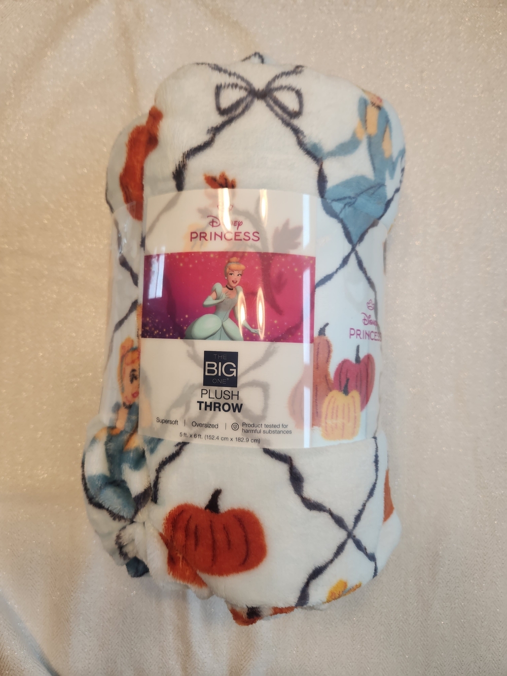 Disney Princess Plush Throw Blanket - White with Fall Pumpkin & Bow Print